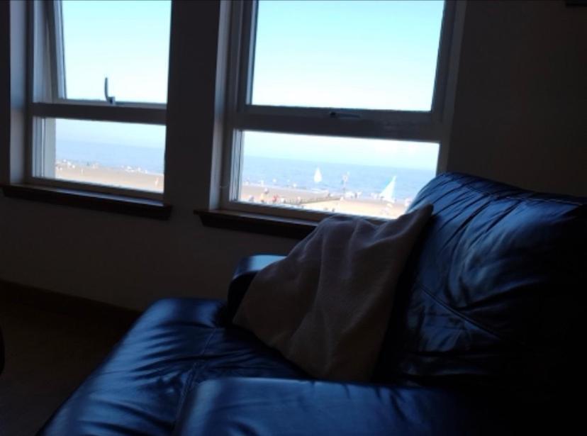 Beachview Apartment Единбург Екстериор снимка